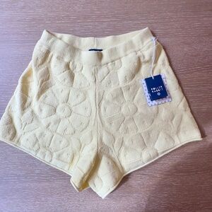 NWT Roller Rabbit x Target Daisy Floral Embossed Terry Shorts Yellow Small